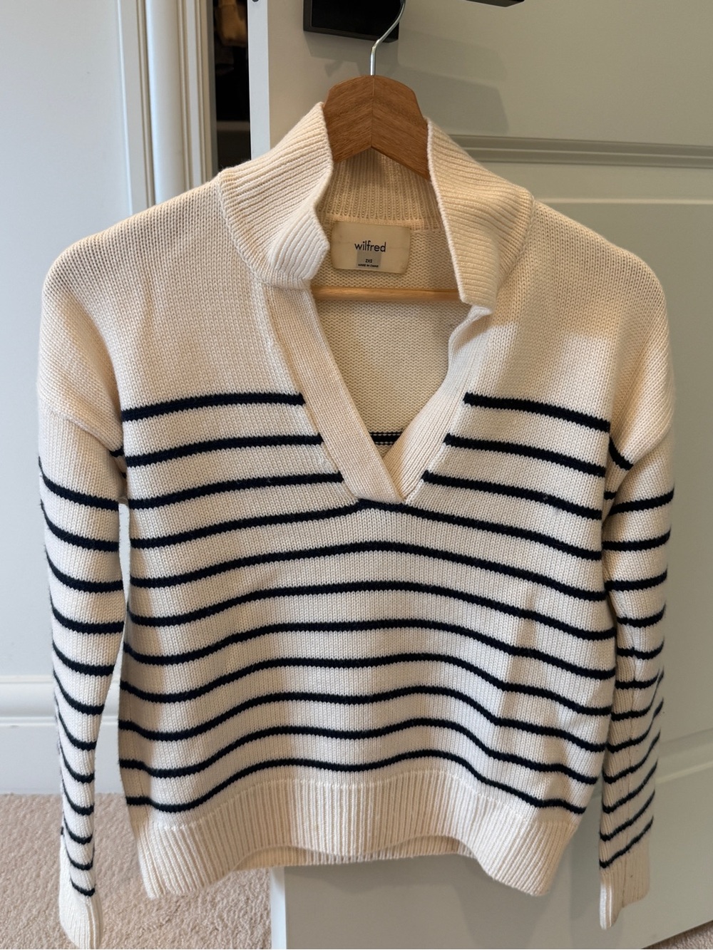 aritzia wilfred v-neck merino wool clara sweater black and white stripe
